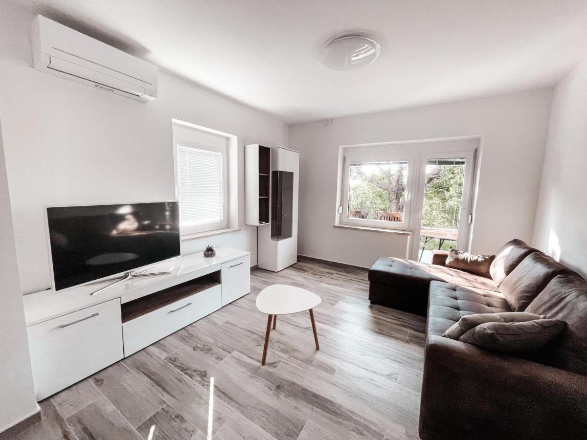 Riad Apartments Premium Zgornje Skofije ภายนอก รูปภาพ