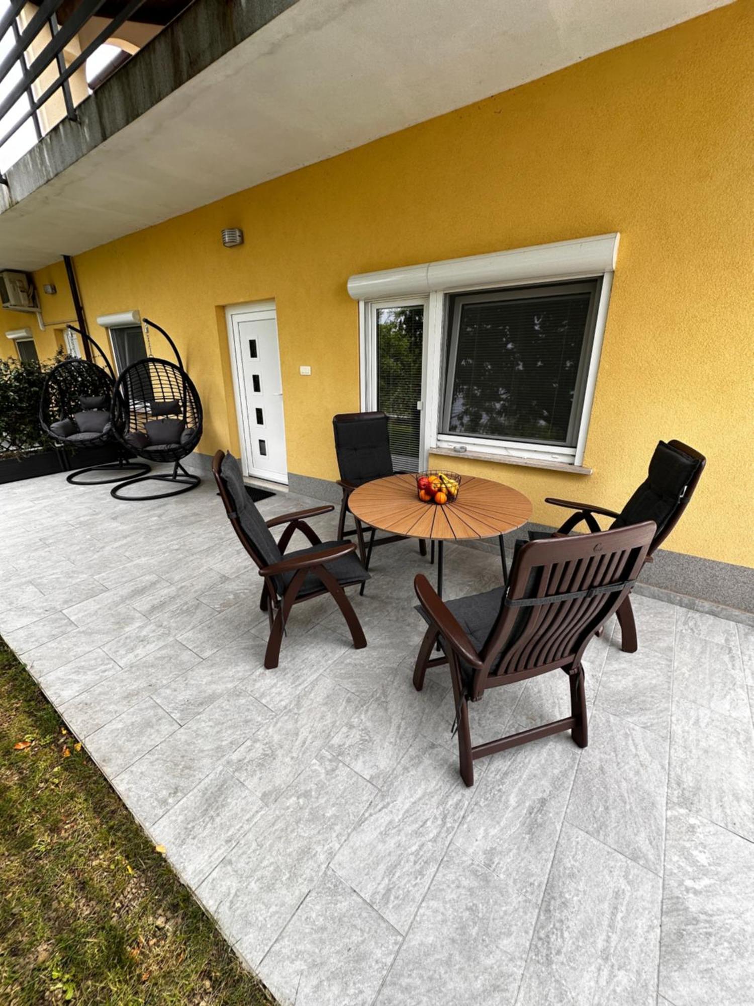 Riad Apartments Premium Zgornje Skofije ภายนอก รูปภาพ